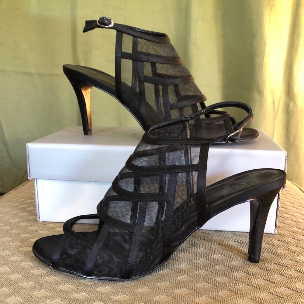 VanEli dancing shoes